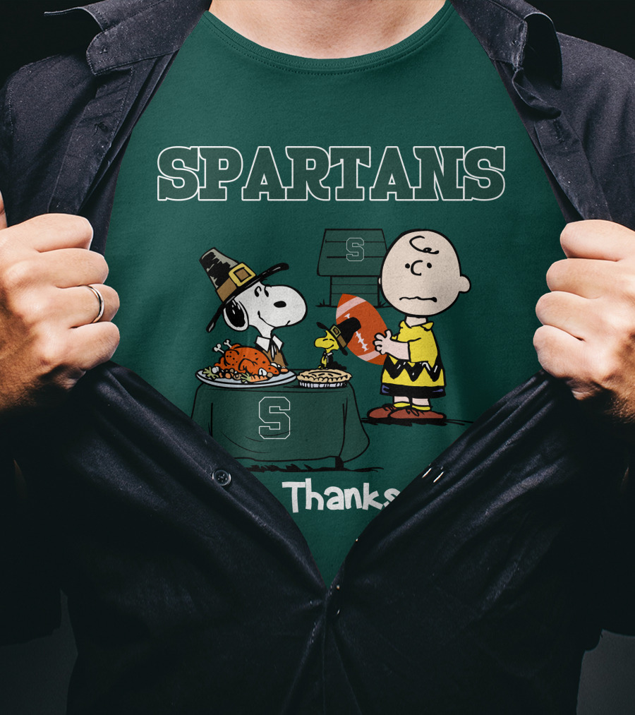Spartans Snoopy Charlie Brown Thanksgiving Football T-Shirt