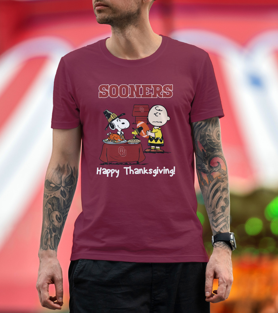 Sooners Happy Thanksgiving Snoopy and Charlie Brown T-Shirt