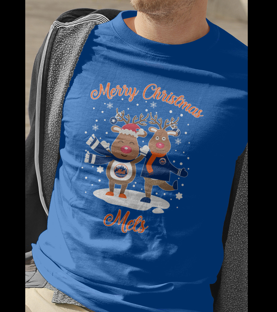 Merry Christmas Mets Reindeer Snowflakes Fun T-Shirt