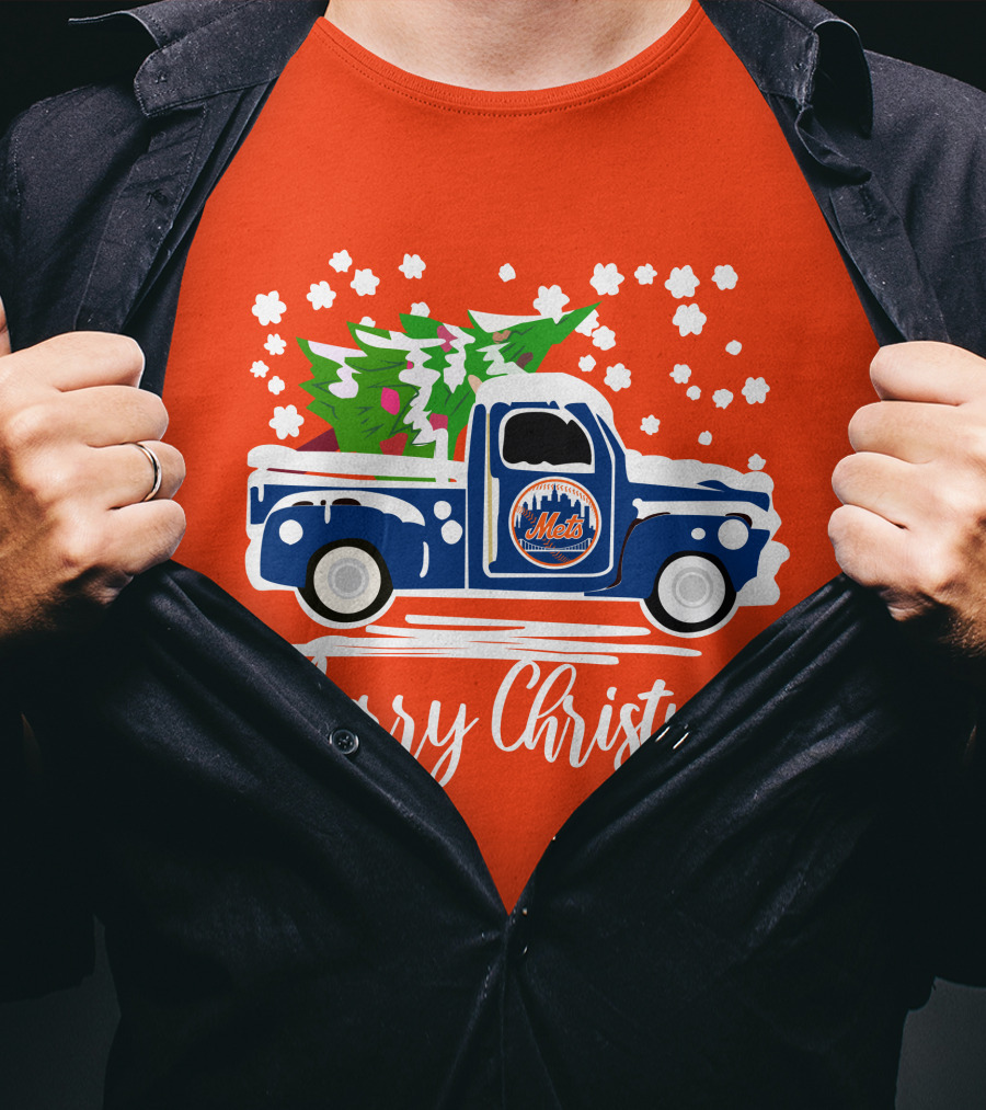 New York Mets Vintage Truck Merry Christmas Snowflakes T-Shirt