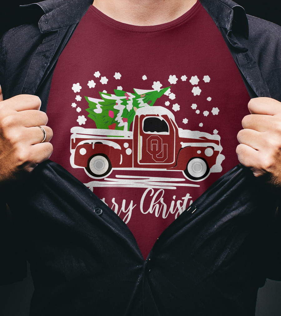 Merry Christmas Oklahoma Sooners Vintage Truck With Tree T-Shirt