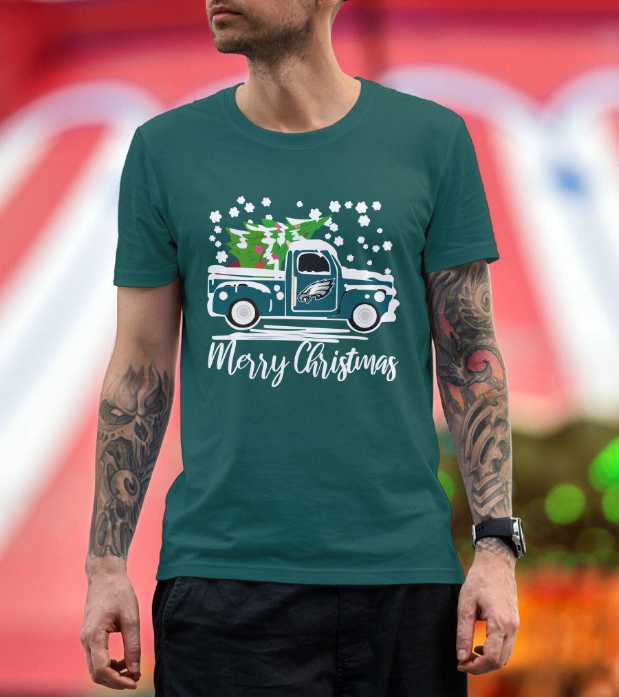 Merry Christmas Philadelphia Eagles Vintage Car Snowflakes T-Shirt