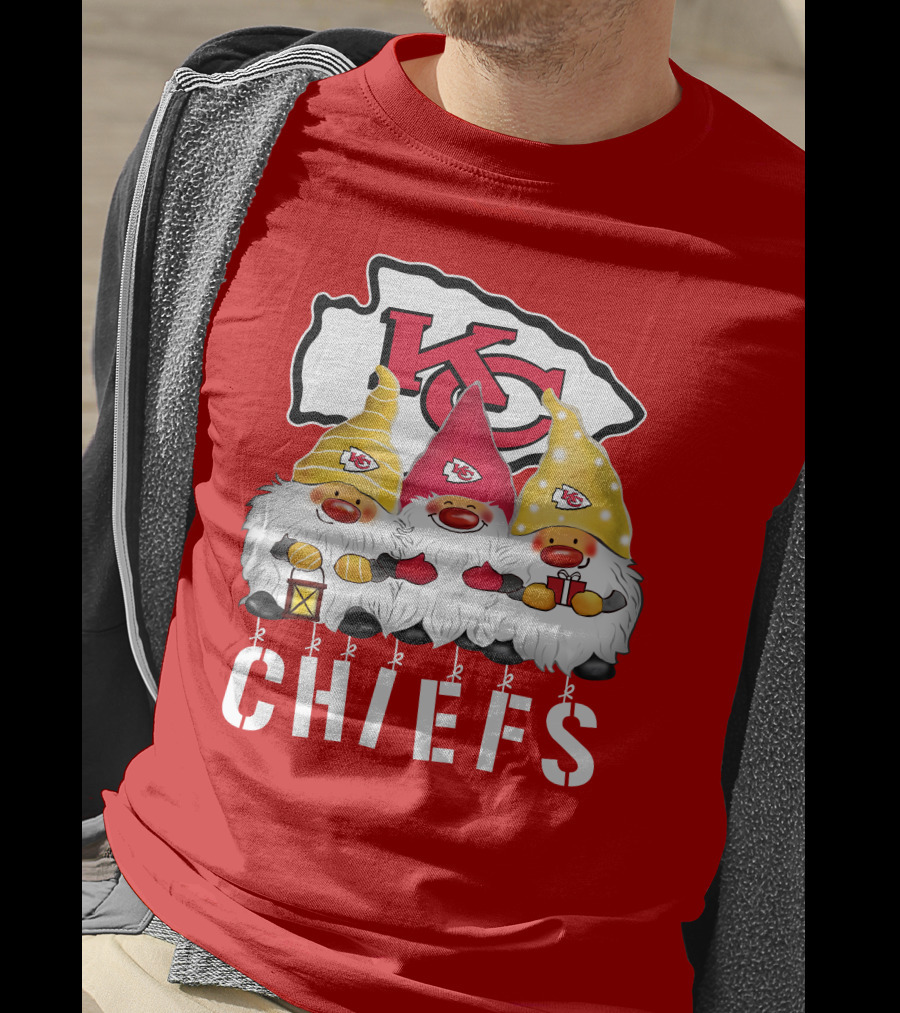 Kansas City Chiefs Merry Christmas Happy Holidays Gnomes T-Shirt