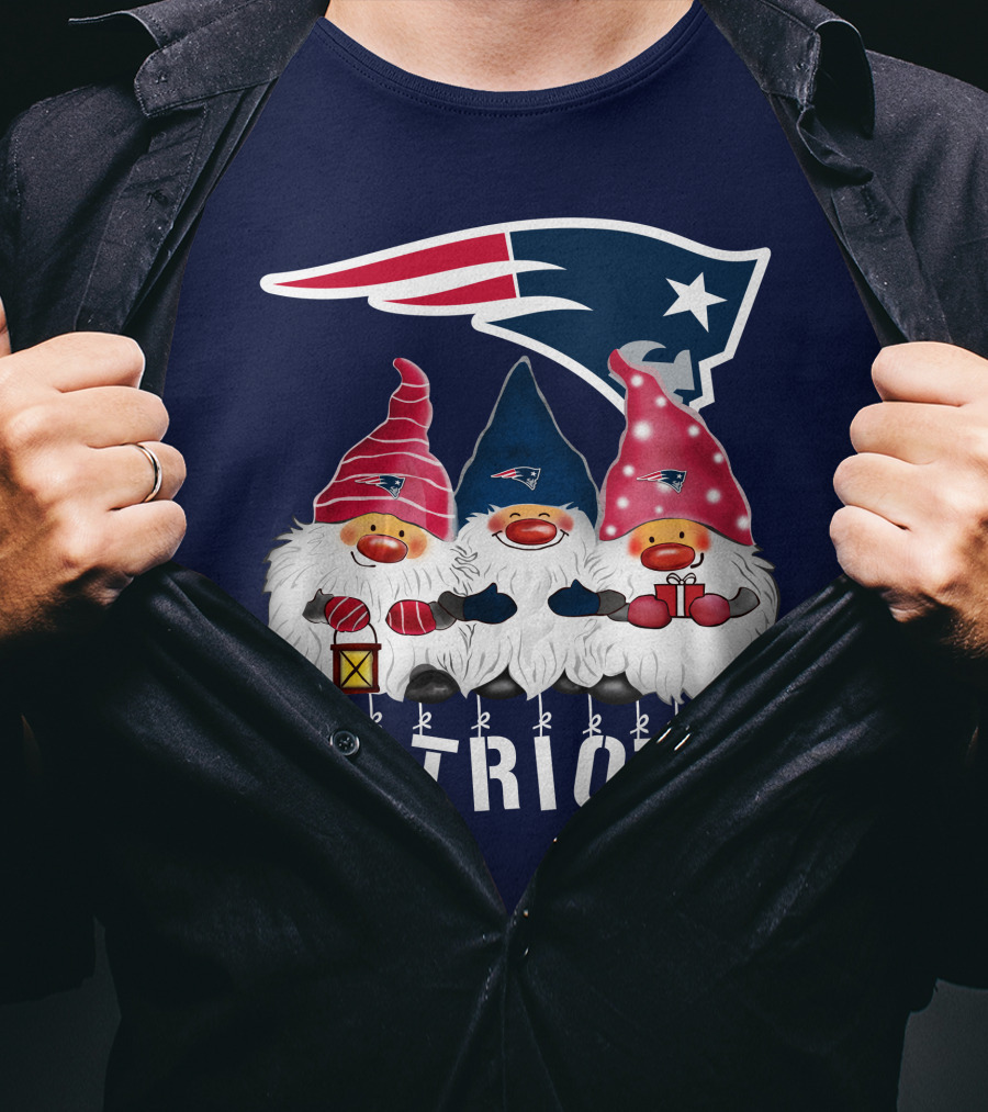 New England Patriots Merry Christmas Happy Holidays Gnomes NFL T-Shirt