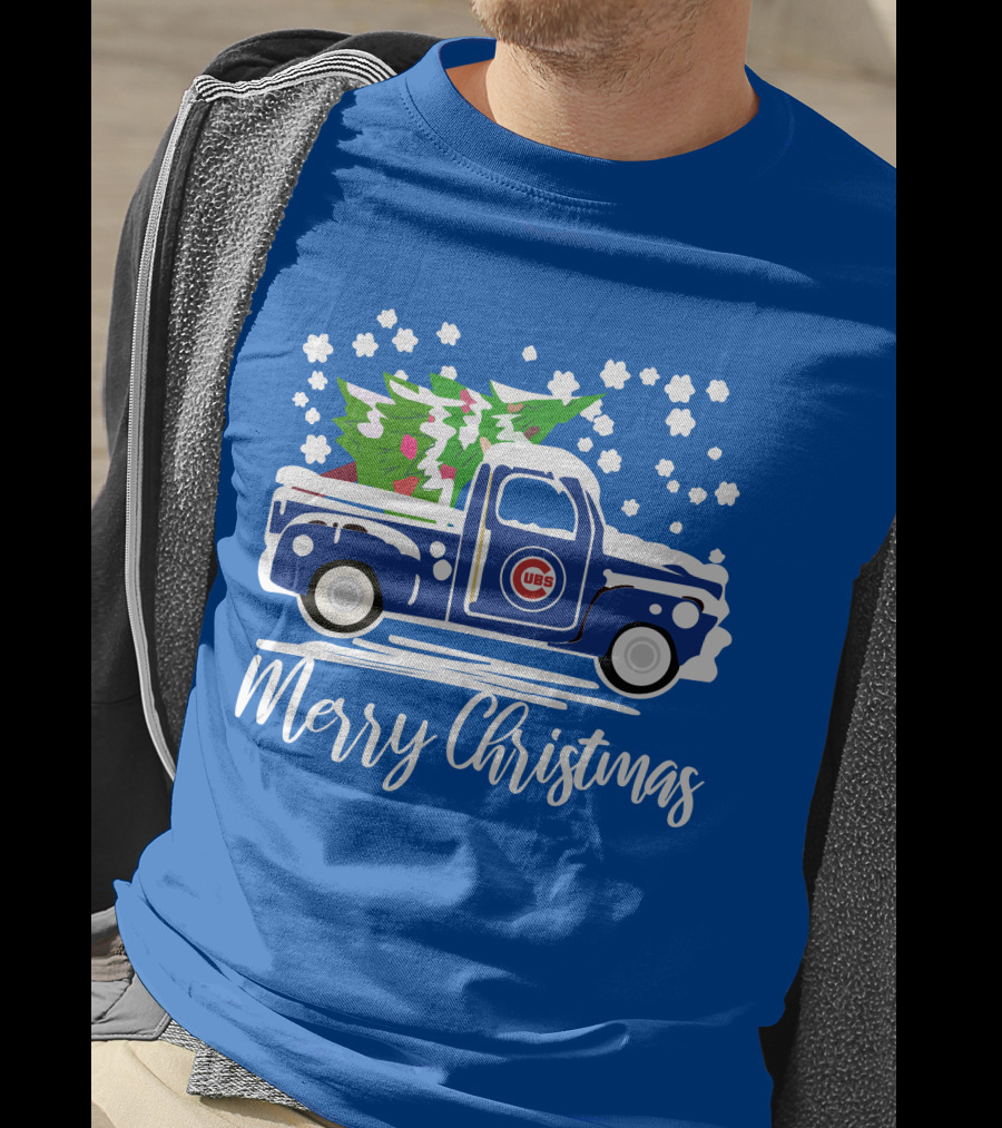 Chicago Cubs Merry Christmas Vintage Truck With Snow And Tree T-Shirt