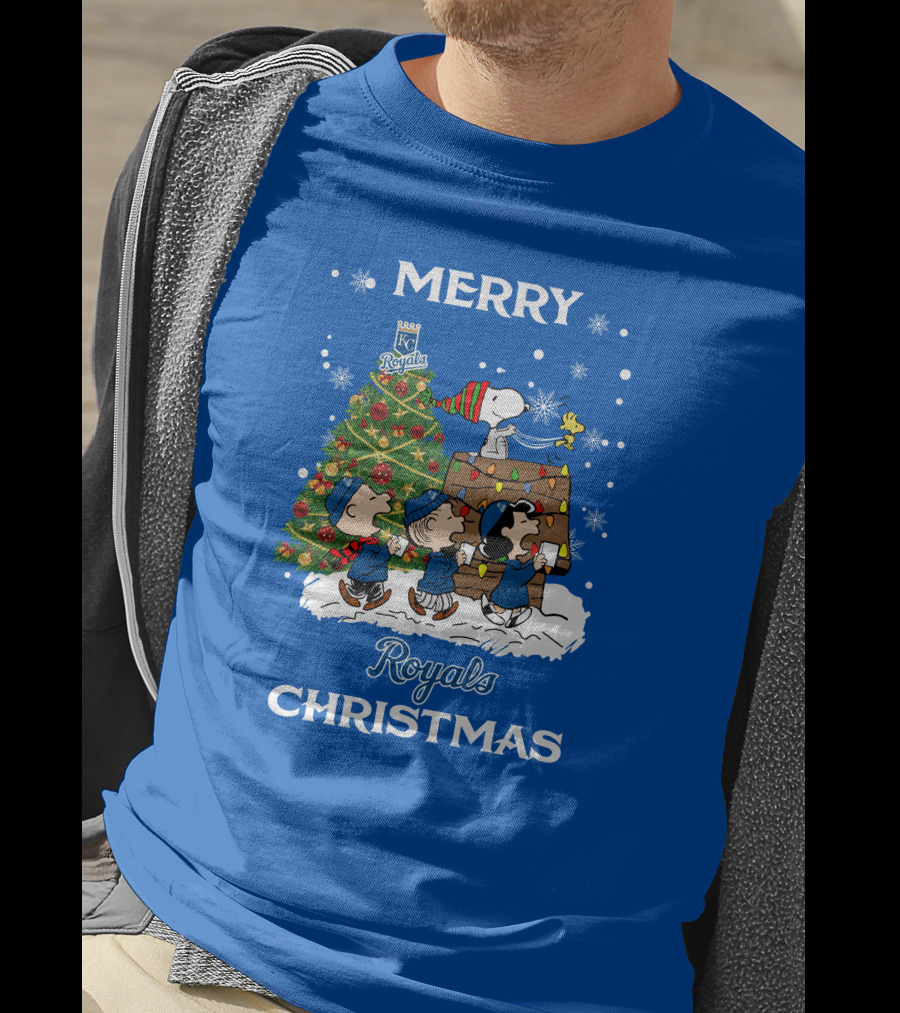 Kansas City Royals Merry Christmas Tree With Snoopy And Peanuts Characters T-Shirt