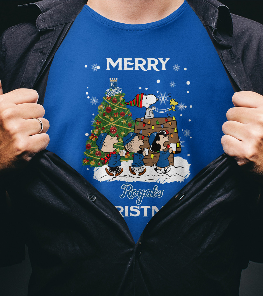 Kansas City Royals Merry Christmas Tree With Snoopy And Peanuts Characters T-Shirt