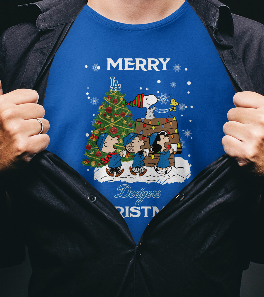 Merry Dodgers Christmas Peanuts Los Angeles Tree T-Shirt