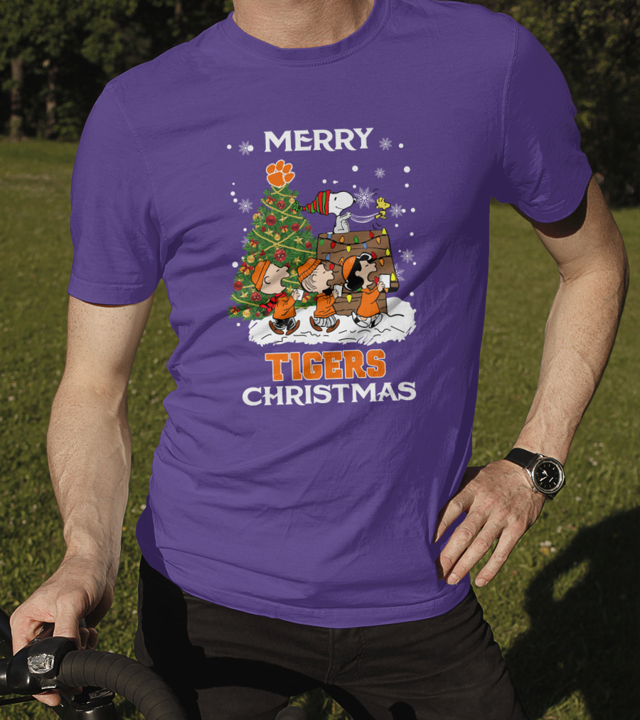 Merry Tigers Christmas Clemson The Peanut Christmas Tree T-Shirt