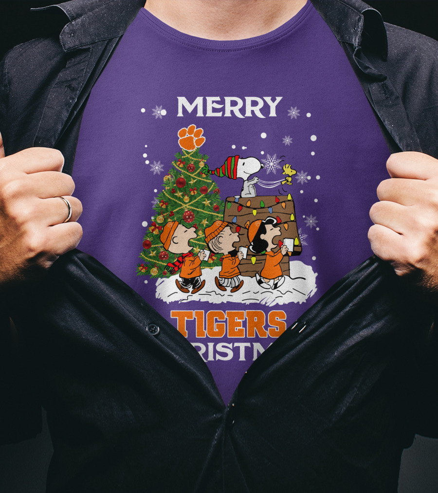 Merry Tigers Christmas Clemson The Peanut Christmas Tree T-Shirt