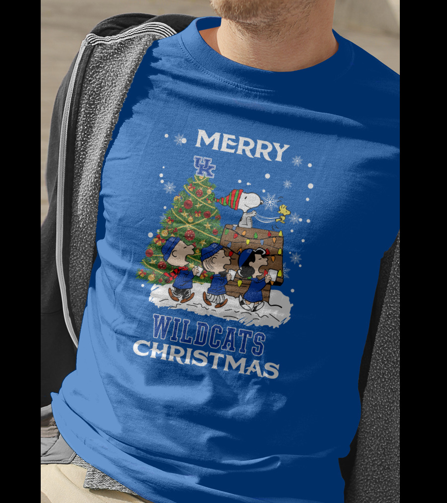 Wildcats Merry Christmas Peanuts Tree Kentucky T-Shirt