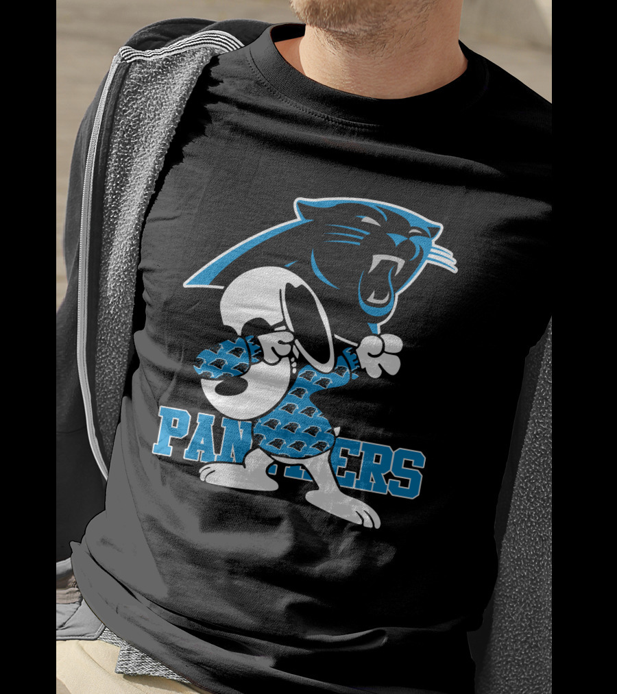 Carolina Panthers Snoopy Dabbing Panthers T-Shirt