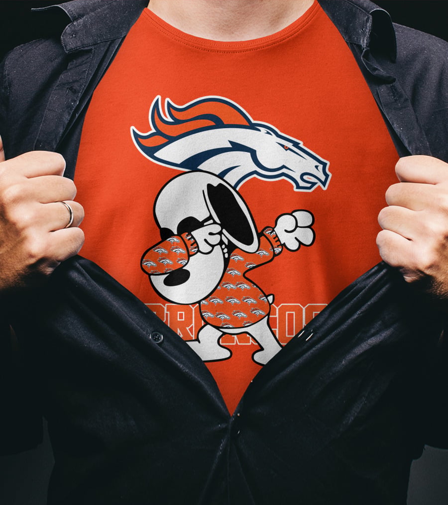 Denver Broncos Snoopy Dabbing Broncos T-Shirt