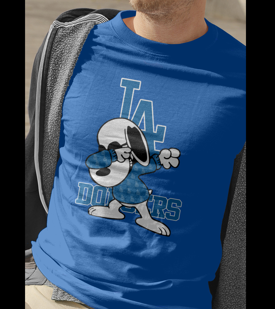 Los Angeles Dodgers Snoopy Dabbing LA T-Shirt