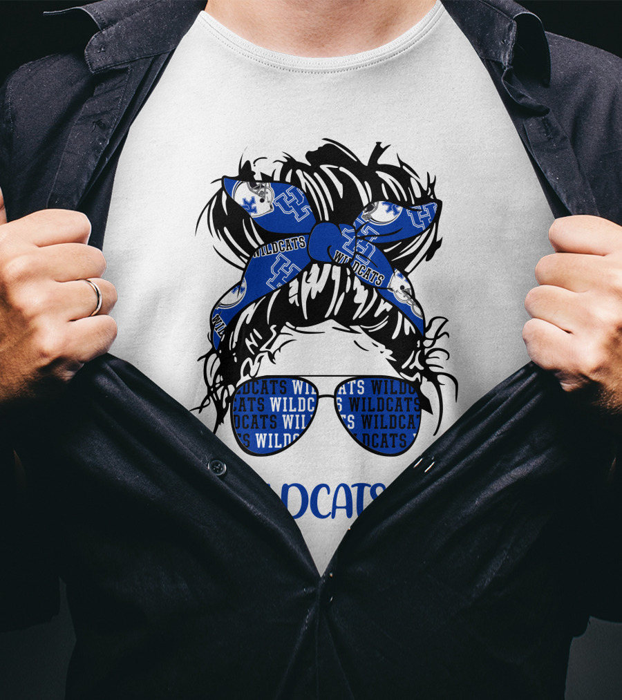 WILDCATSLIFE Kentucky Wildcats Messy Bun Headband Glasses Girl T-Shirt