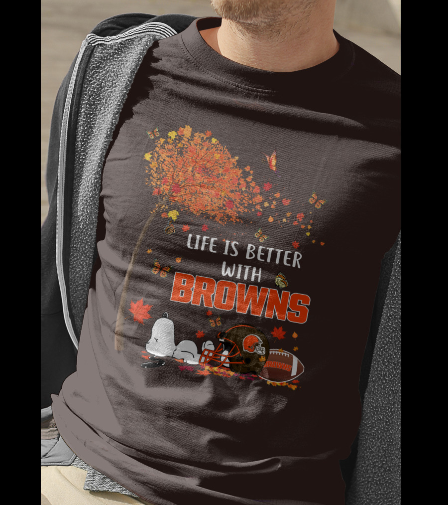 Life Is Better With My Cleveland Browns Football Autumn Scene And Peanuts Character T-Shirt