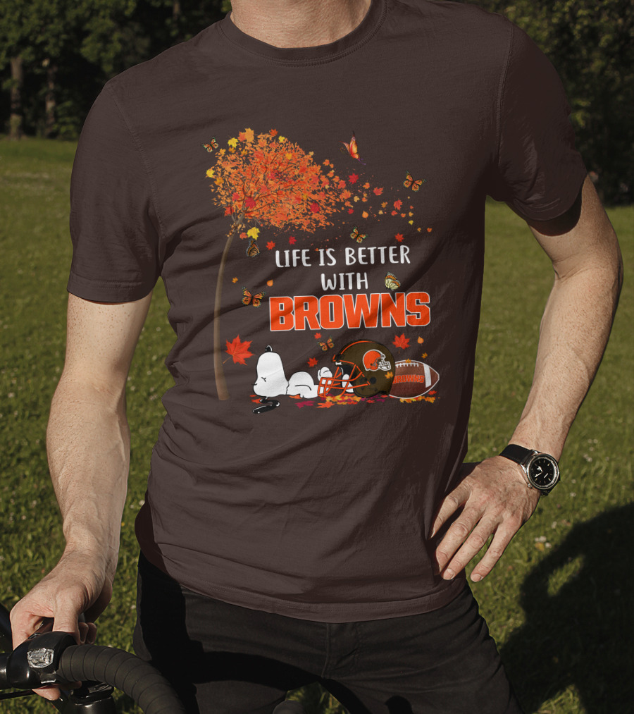 Life Is Better With My Cleveland Browns Football Autumn Scene And Peanuts Character T-Shirt