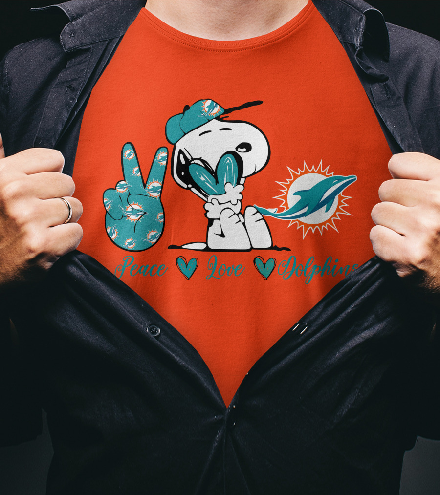 Peace Love Miami Dolphins Snoopy Fan T-Shirt