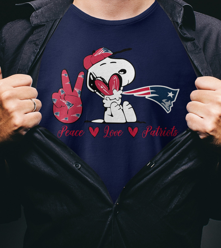 Peace Love Patriots Snoopy New England T-Shirt