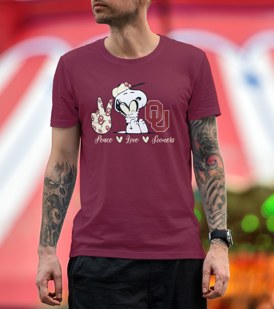 Peace Love Oklahoma Sooners Snoopy Ou T-Shirt
