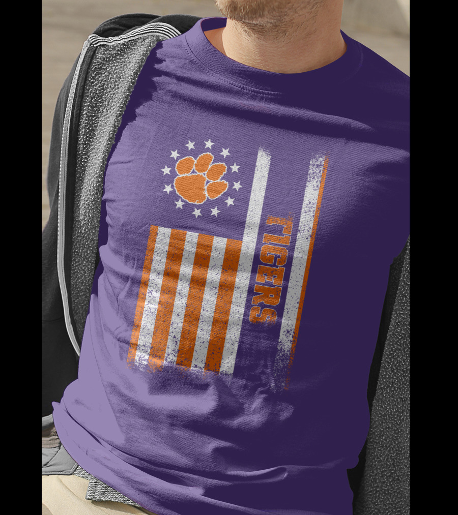 Clemson Tigers American Flag Paw Print T-Shirt