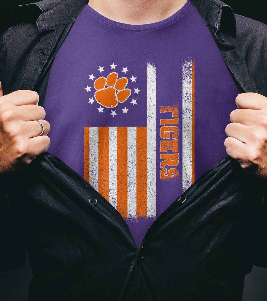 Clemson Tigers American Flag Paw Print T-Shirt