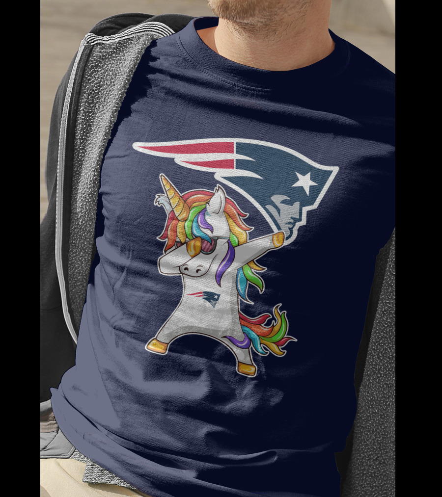 New England Patriots Unicorn Dabbing Rainbow Mane NFL T-Shirt