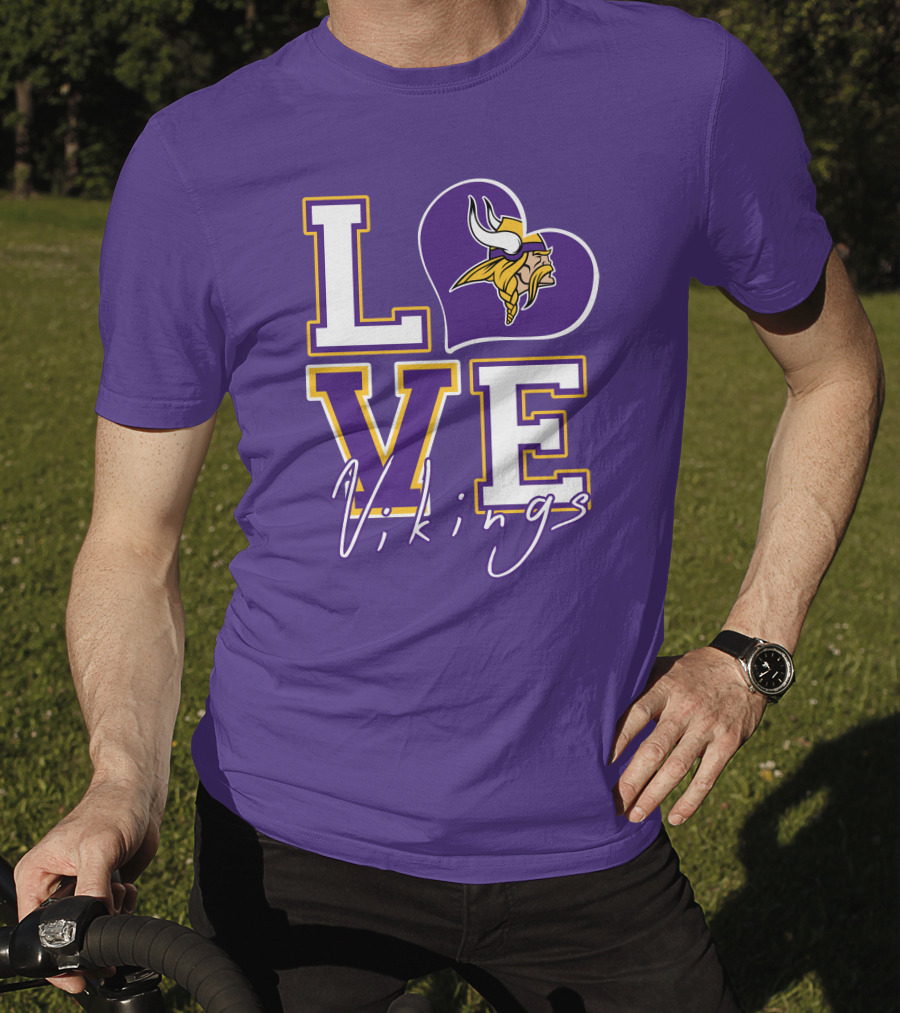 Love Minnesota Vikings Heart T-Shirt