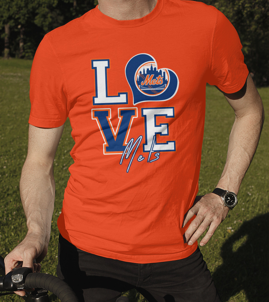 LOVE Mets New York Skyline T-Shirt