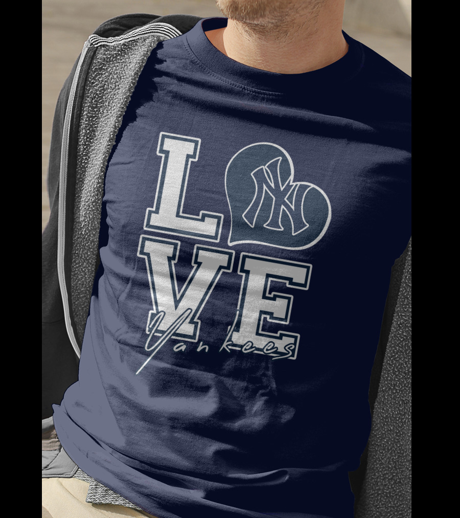 Love New York Yankees Yankees T-Shirt