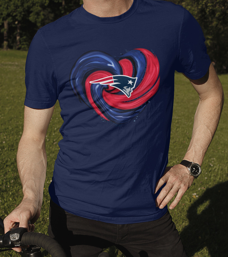 New England Patriots Heart Swirl T-Shirt