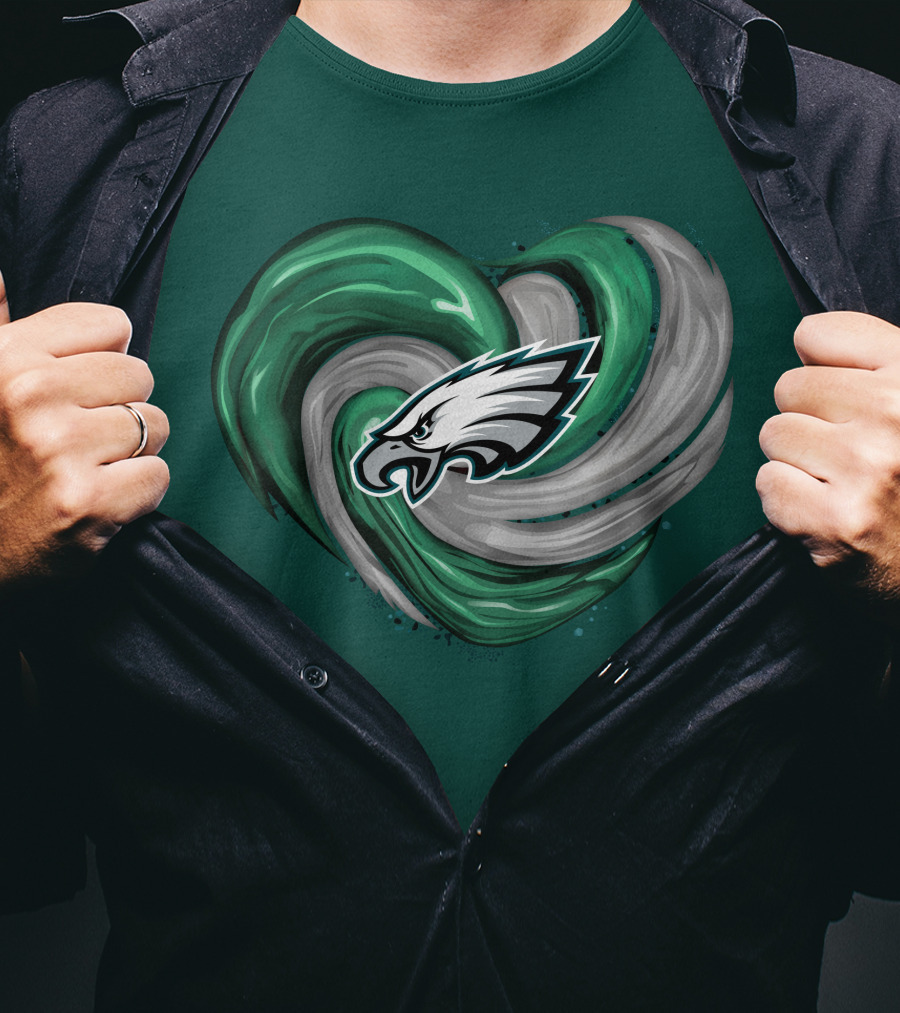 Philadelphia Eagles Heart Swirl T-Shirt