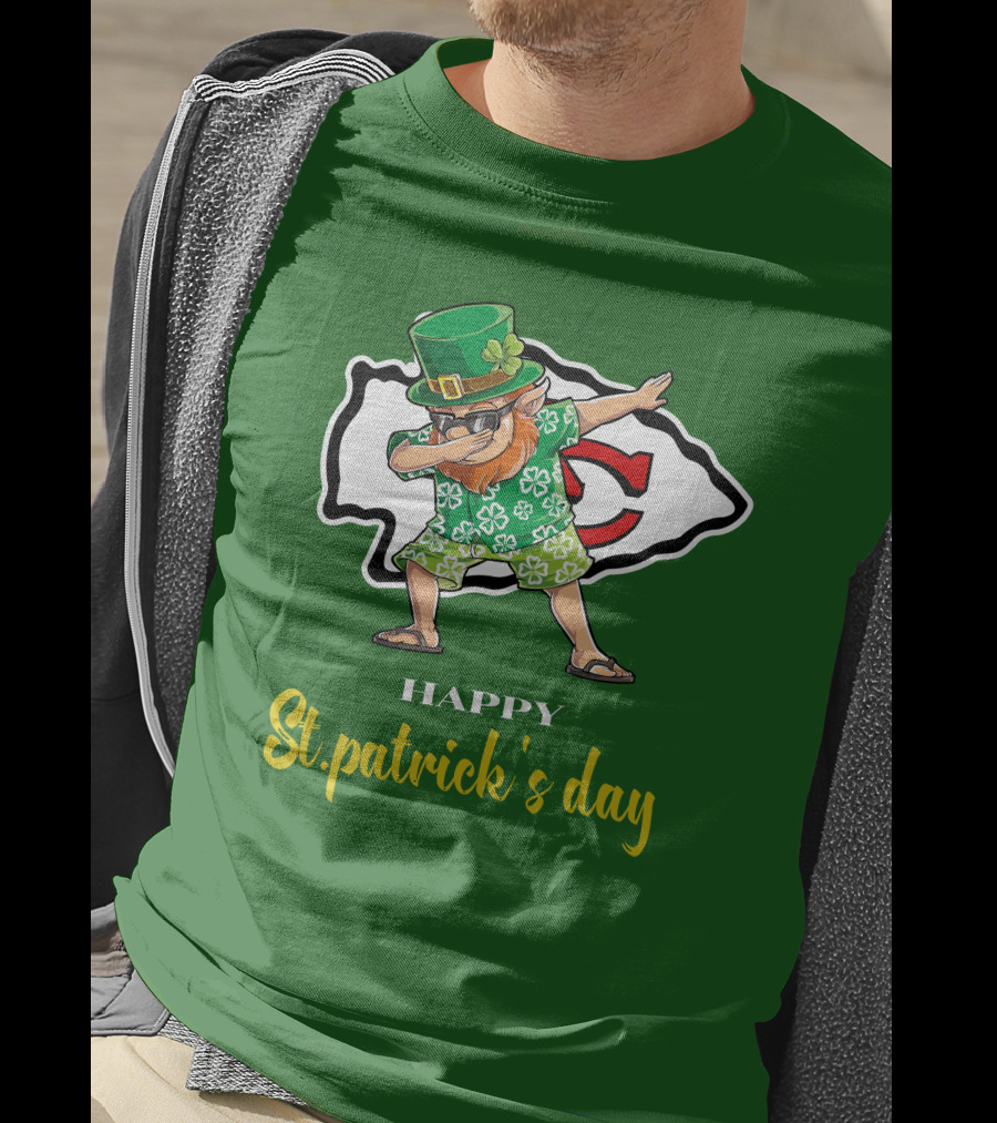 Happy St. Patrick's Day Kansas City Chiefs Dabbing Leprechaun T-Shirt