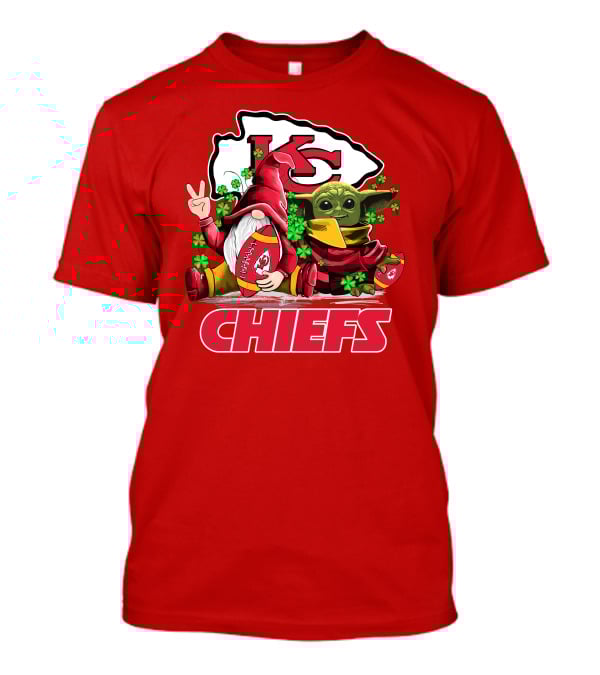 Kansas City Chiefs Leprechauns Gnomes Baby Yoda Hug T-Shirt