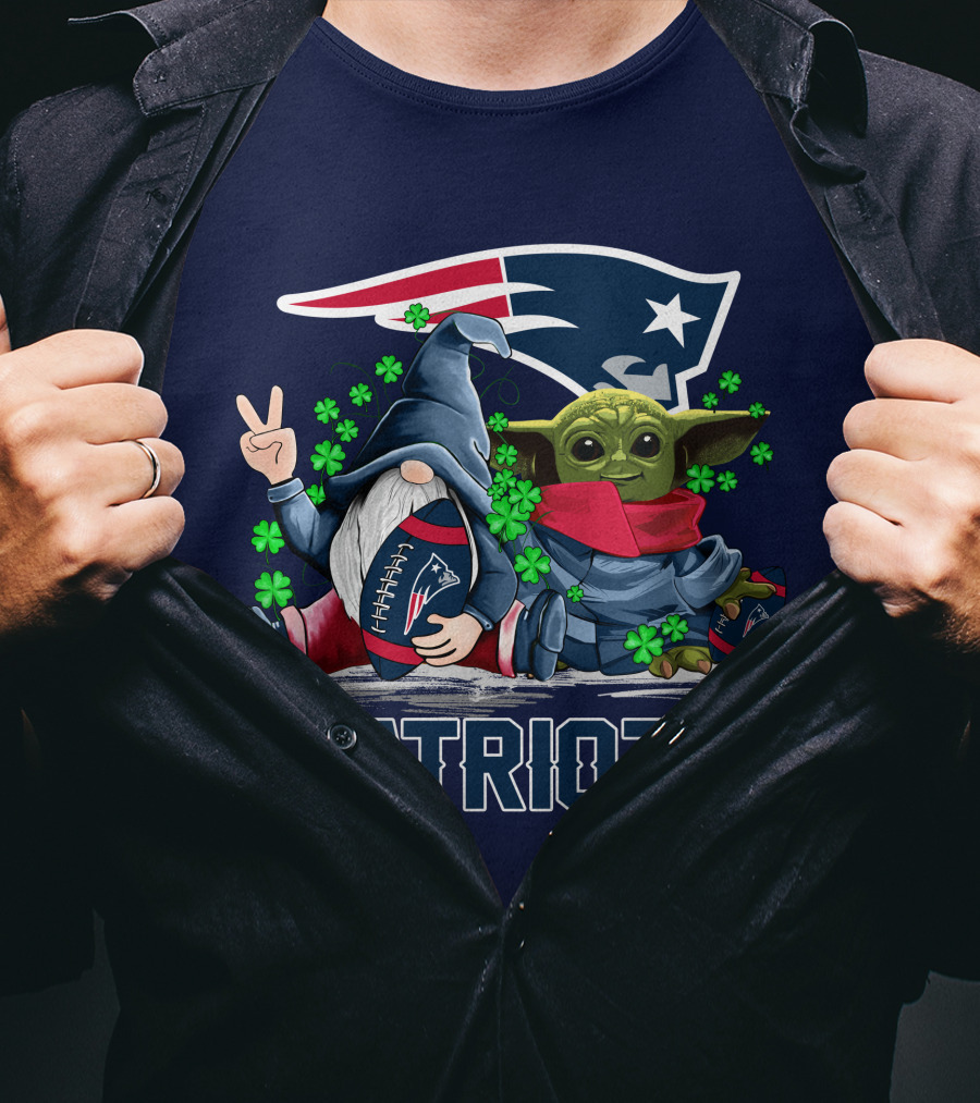 Leprechauns Gnomes Baby Yoda New England Patriots Football Icons T-Shirt