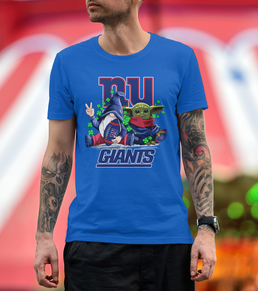 New York Giants Leprechauns Gnomes Baby Yoda Football Clover T-Shirt