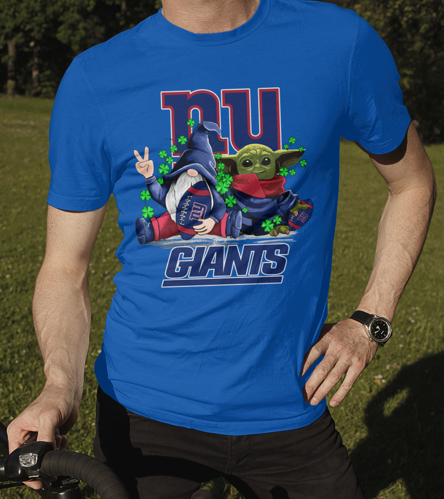 New York Giants Leprechauns Gnomes Baby Yoda Football Clover T-Shirt