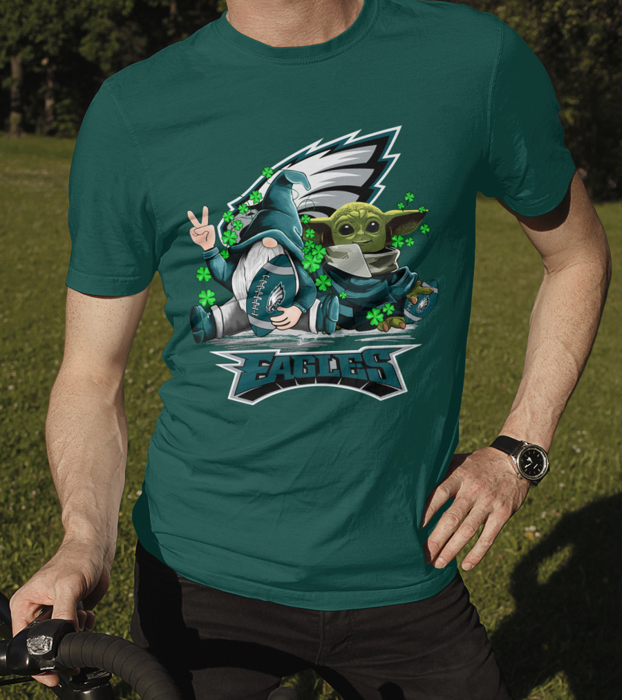 Philadelphia Eagles Leprechauns Gnomes Baby Yoda Hug Football T-Shirt