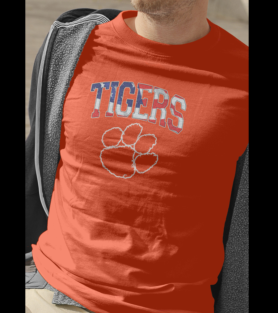 Tigers American Flag Paw Prints T-Shirt