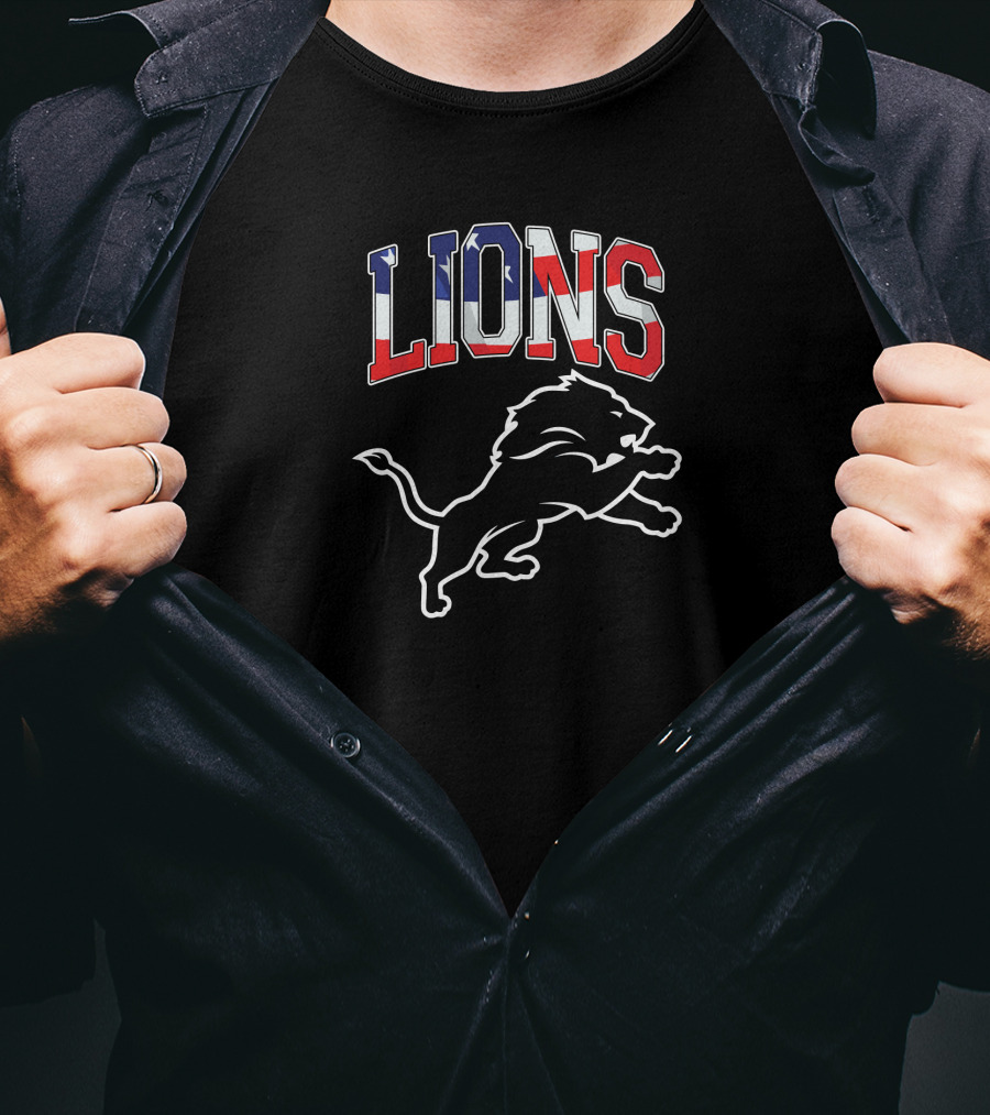 Lions American Flag Detroit Football Pride T-Shirt
