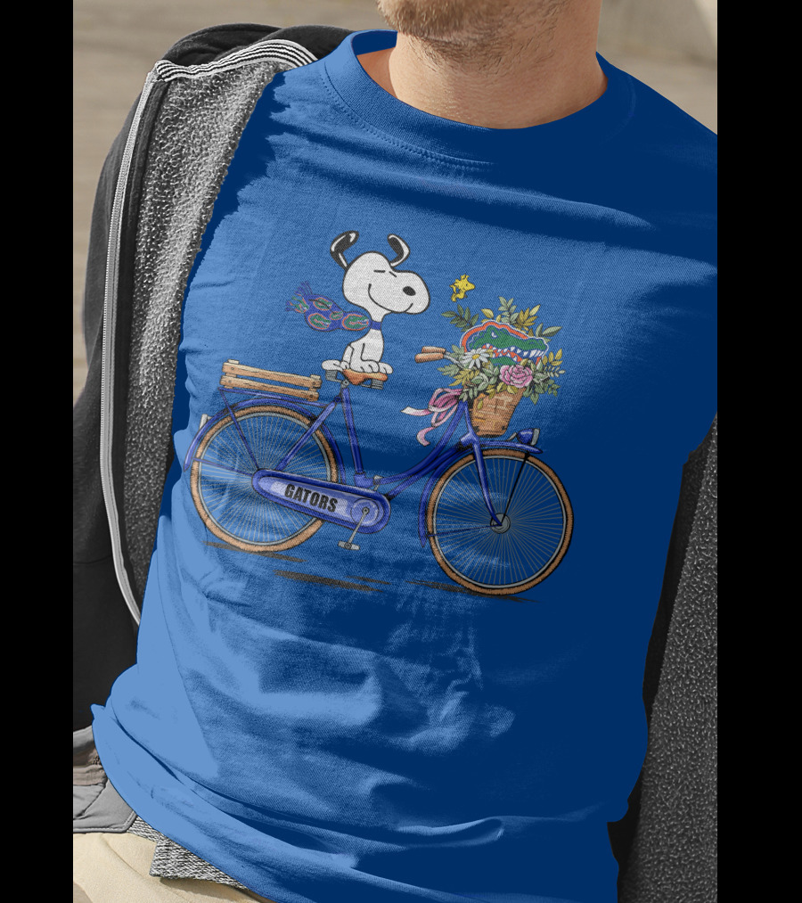 Snoopy Riding Gators Bike With Florida Gators Logo And Basket Of Flowers T-Shirt