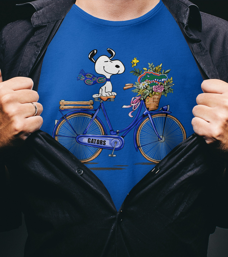 Snoopy Riding Gators Bike With Florida Gators Logo And Basket Of Flowers T-Shirt