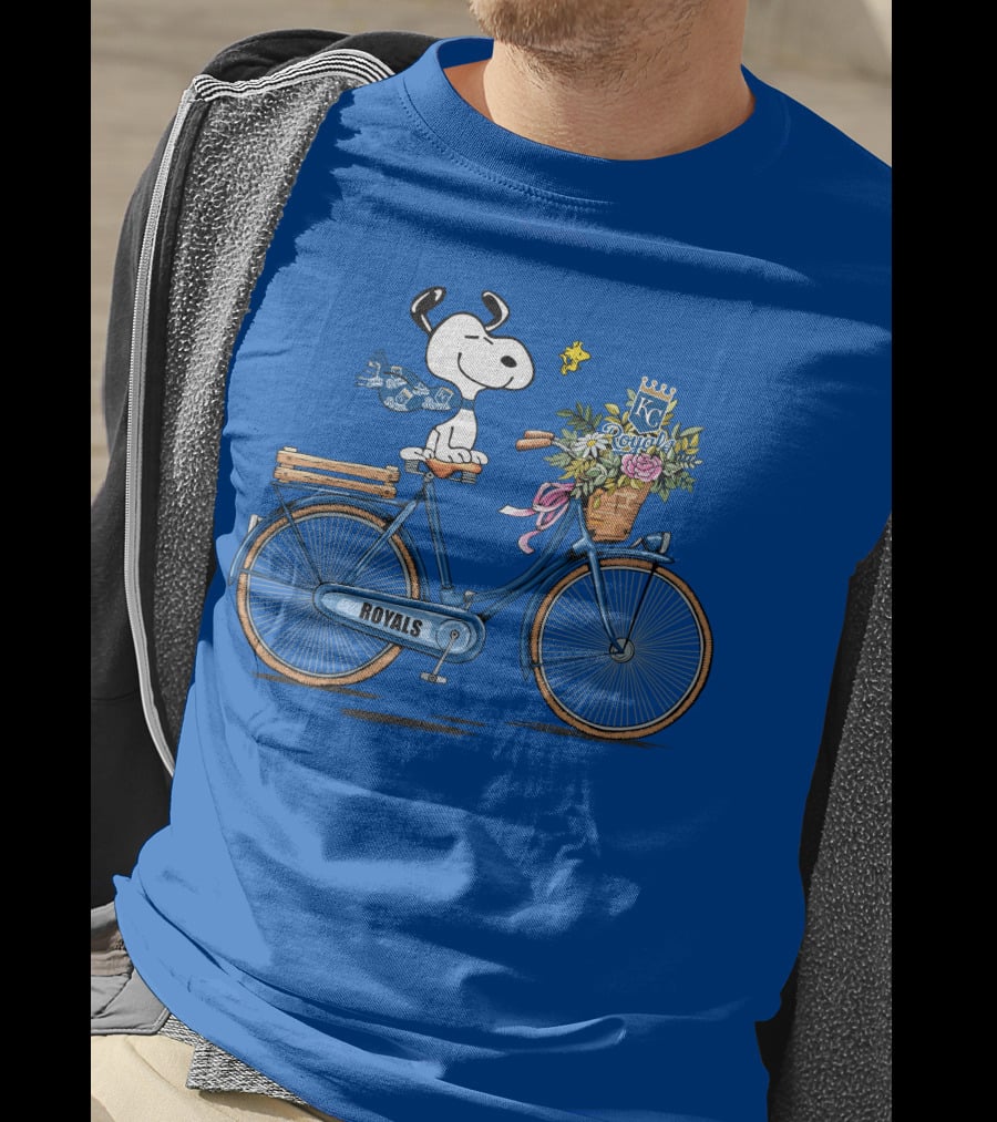 Kansas City Royals Snoopy Riding Bicycle With Woodstock And Flowers T-Shirt
