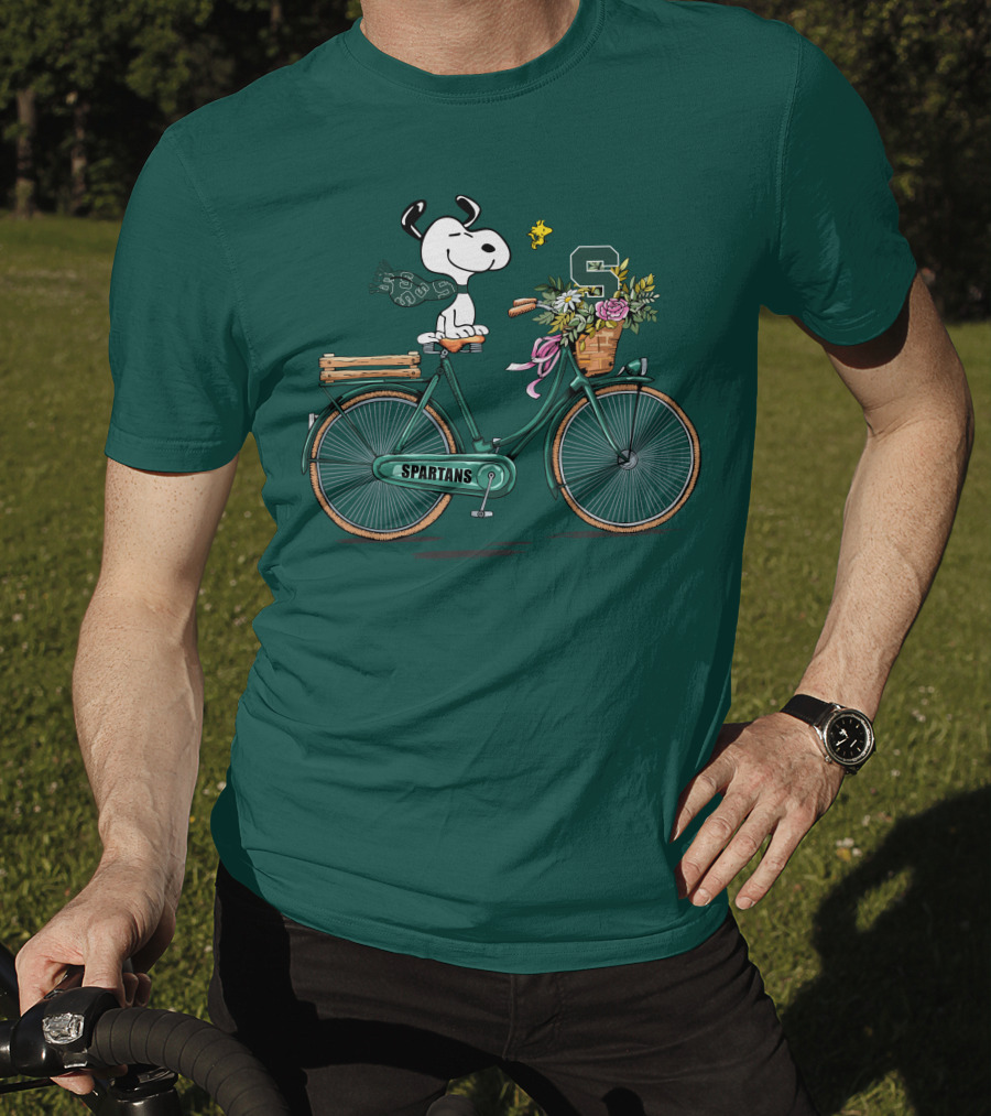 Michigan State Spartans Snoopy On Bicycle With Flowers T-Shirt