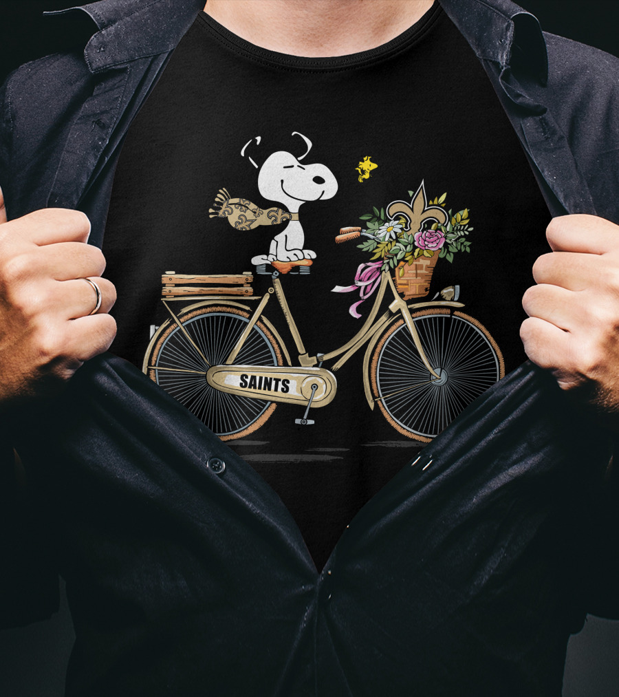 New Orleans Saints Snoopy Bicycle Ride Fleur De Lis Football Fan T-Shirt