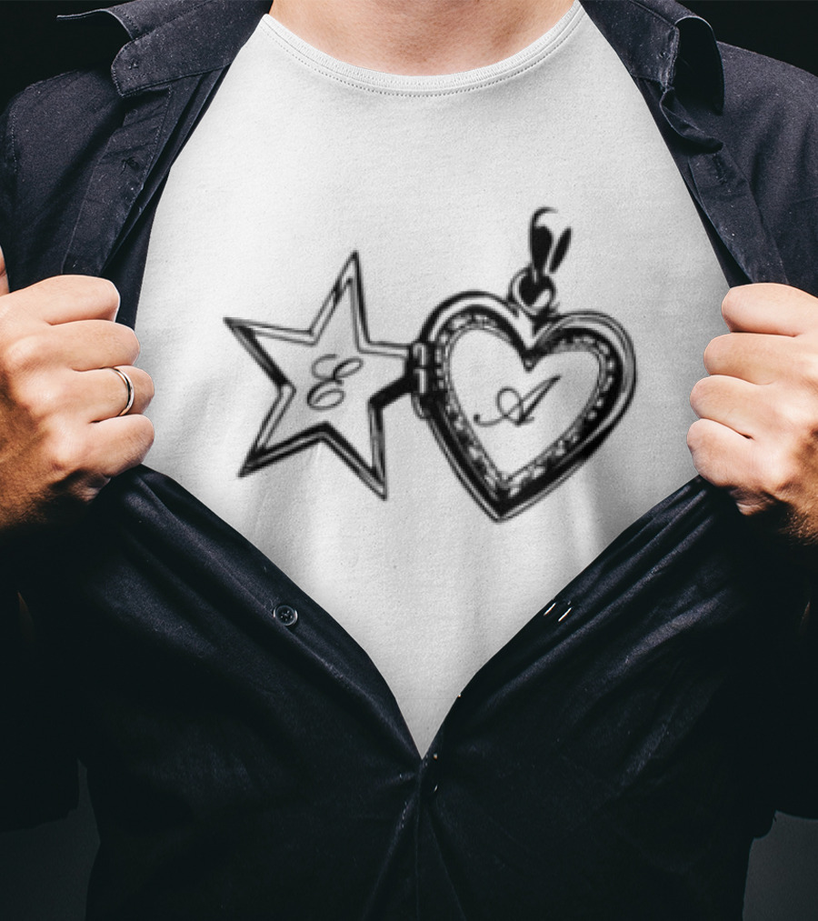 Eileen Alister The Locket Heart And Star Charm T-Shirt