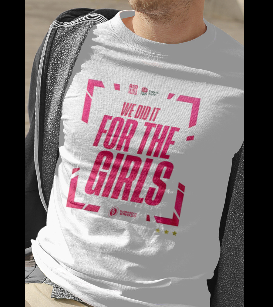 England 2025 Women's Rugby World Cup Champions We Did It For The Girls Roses Three Stars T-Shirt