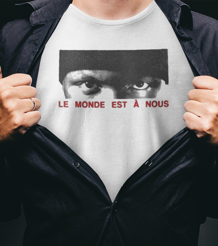 Le Monde Est A Nous Scrt Eyes Mysterious Gaze Beanie Style T-Shirt