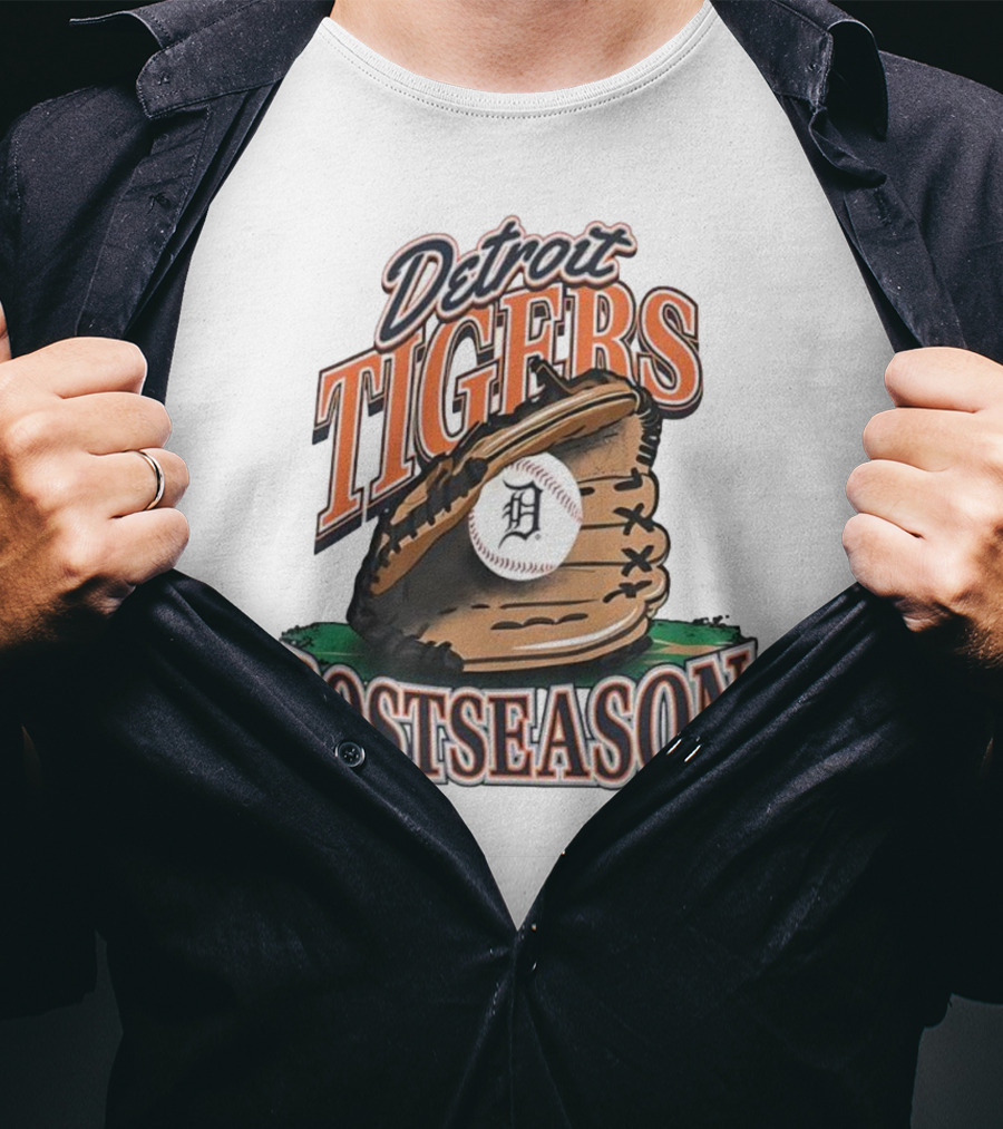 Detroit Tigers Postseason Baseball Glove And Ball 2025 T-Shirt