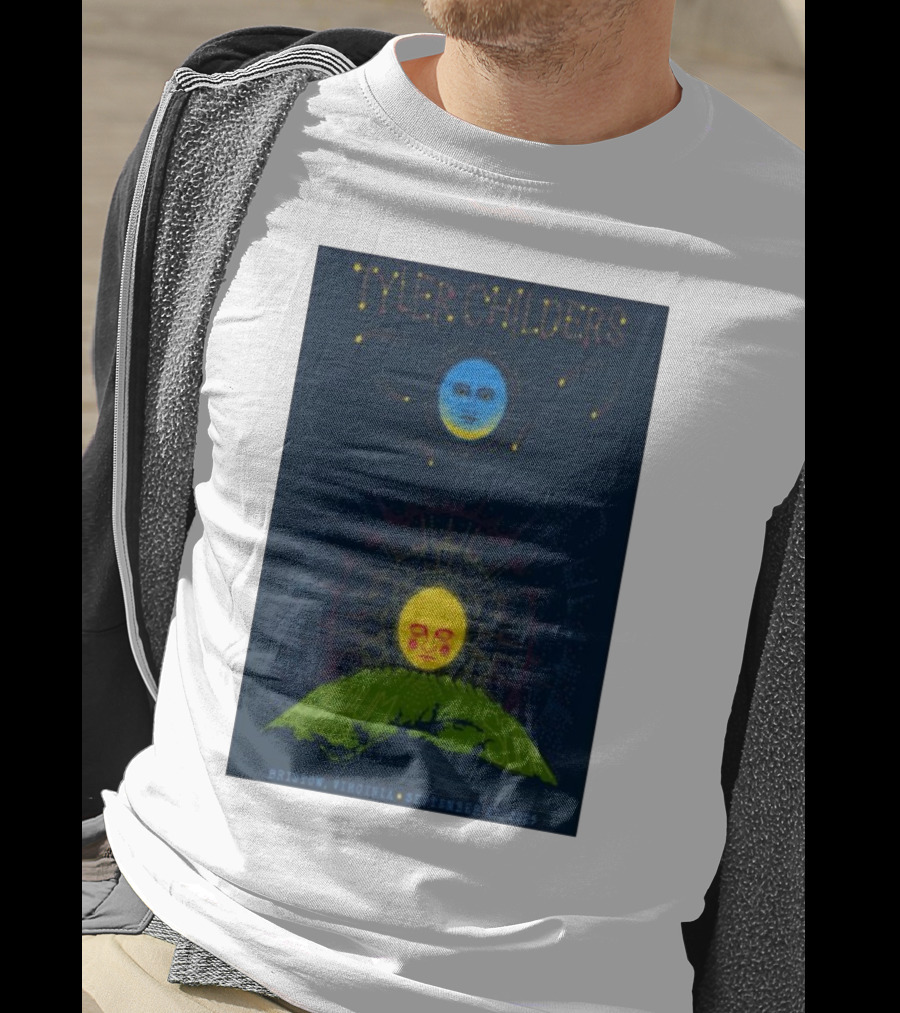 Tyler Childers Bristow Virginia September 27 2025 Medium Build Sola Blue Moon Yellow Sun T-Shirt